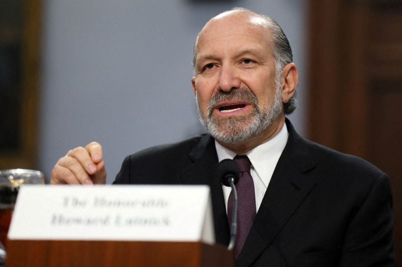 Image for Trump eyes US government stakes in other chip makers that received CHIPS Act funds, sources say