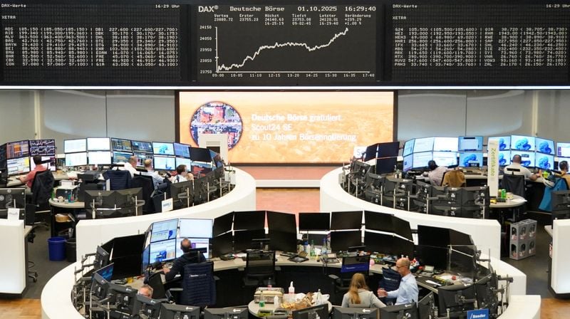 Image for Morning Bid: Darkness falls on dour US jobs market