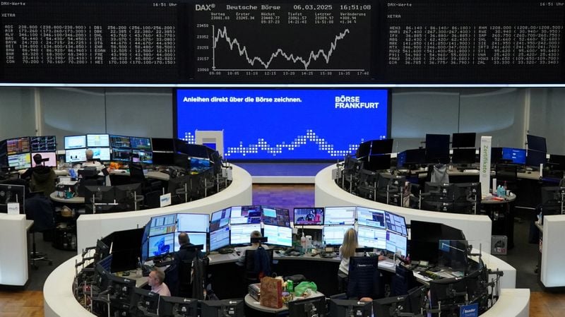 Image for STOXX 600 snaps 10-week winning streak as US tariff uncertainty weighs