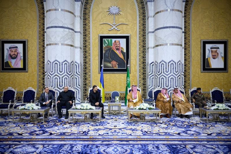 Image for Ukraine, Saudi Arabia sign deal on defence cooperation, Zelenskiy says