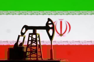 Image for Oil hovers near seven-month highs ahead of US-Iran talks