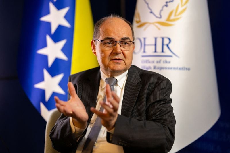 Image for Bosnia's peace envoy moves to unblock state finances, Serbs cry foul