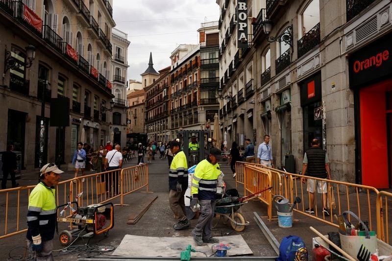 Image for Spain's June jobless figure at lowest in 17 years