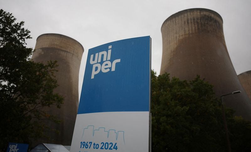 Image for Uniper nine-month profit plunges on hedging decline, Russian gas loss