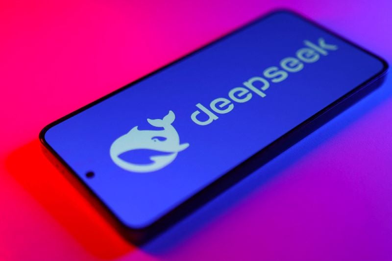 Image for DeepSeek faces ban from Apple, Google app stores in Germany