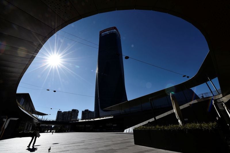 Image for Italy says deficit to respect EU's 3% ceiling this year despite weak growth