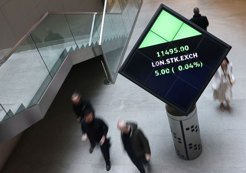 Image for UK stocks slip as Trump reignites tariff worries