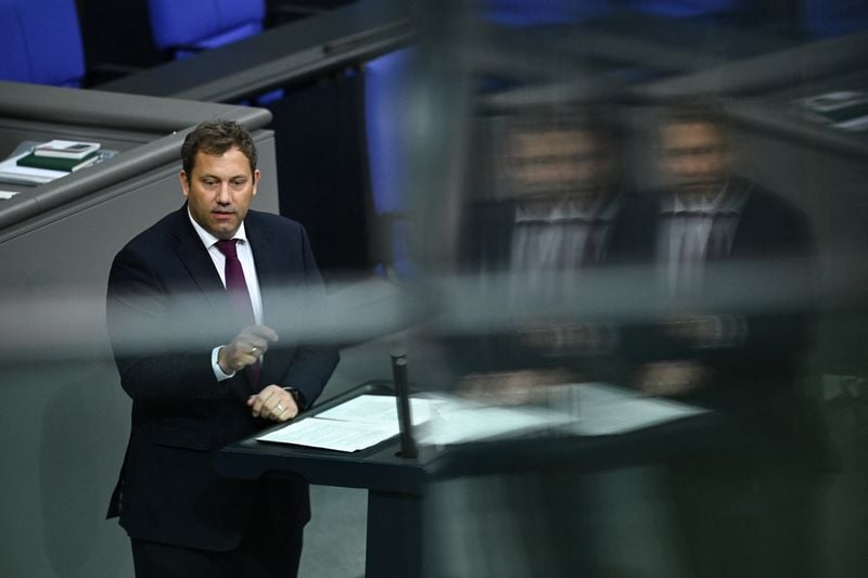 Image for German finance minister promises structural reforms in savings push, HB reports