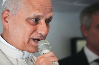 Image for Pope Leo decries migrants being treated 'worse than house pets'