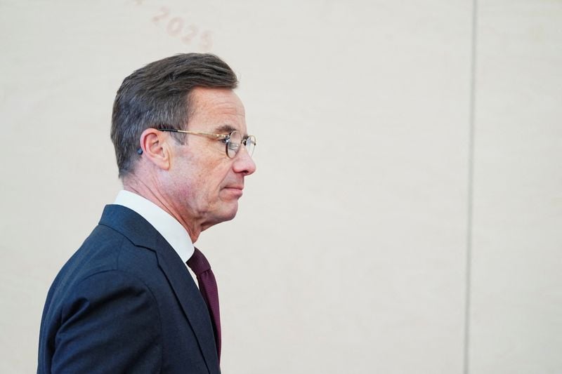 Image for Sweden's prime minister says he discussed Gripen jets with Ukraine's Zelenskiy