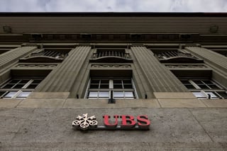 Image for UBS halts withdrawals from $469 million real estate fund for up to 3 years