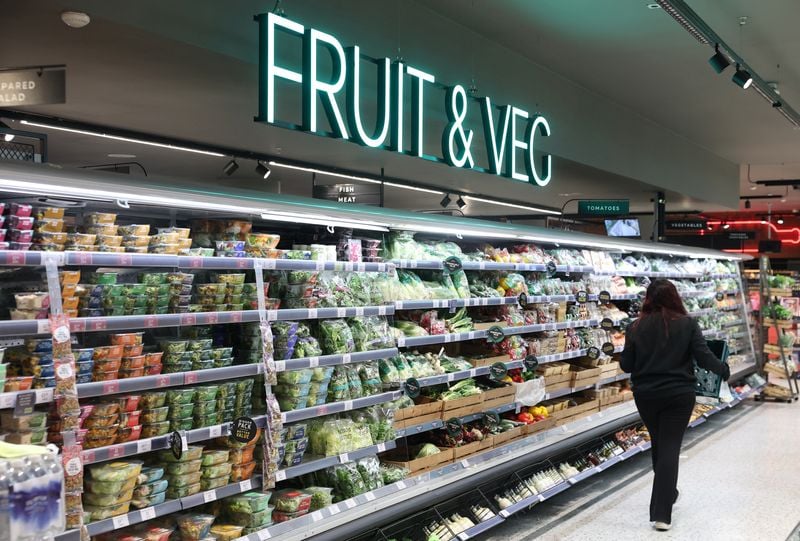 Image for UK retailers report fall in sales ahead of Christmas, CBI says