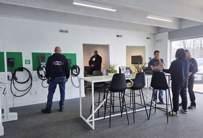 Image for Gasoline price hike from Iran war could push consumers toward EVs, hybrids