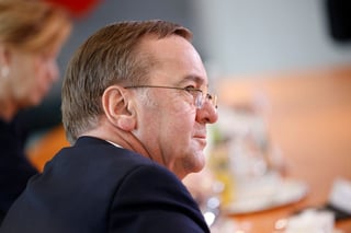 Image for German defence minister: fate of FCAS fighter jet programme soon clear