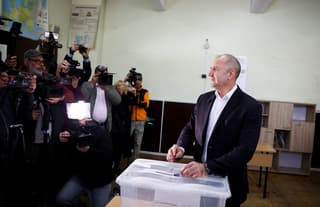 Image for Bulgaria's pro-Russian former president takes strong lead in election, exit polls show