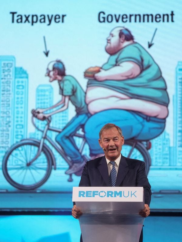 Image for Former Reform UK chair Yusuf returns to party two days after quitting