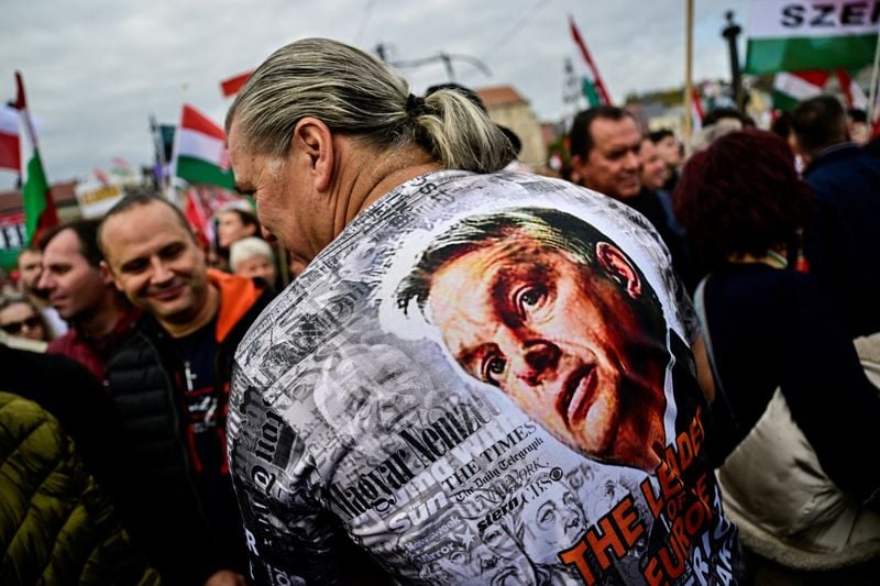 Image for Hungary's Orban seeks to boost support, opposition holds rival rally on 1956 anniversary