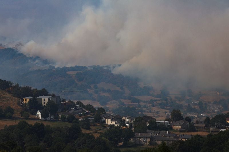 Image for Spain seeks help from European partners to tackle wildfires