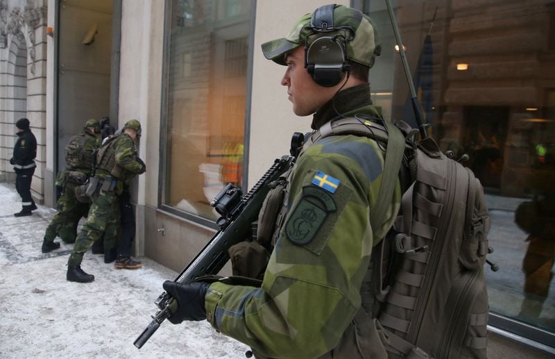 Image for Sweden eyes extending military officers' conscription age to 70