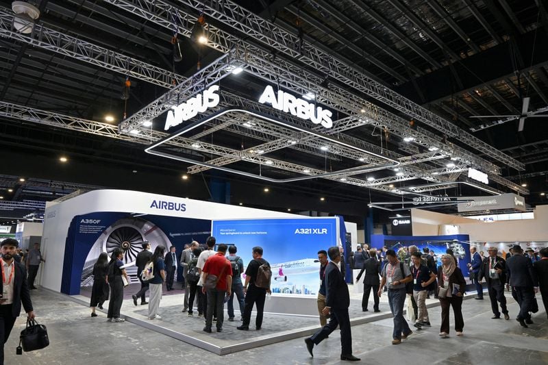 Image for Supply chain chaos becomes aviation's 'new norm' as demand hits records