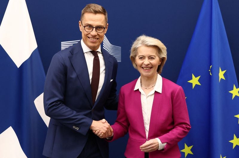 Image for EU Commission to propose new system to ease emergency military transport, draft says