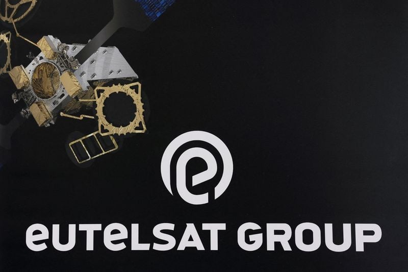 Image for South Korea's Hanwha offloads Eutelsat stake as Starlink rival seeks new investors