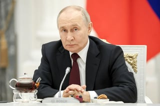 Image for Putin calls for immediate halt to Iran conflict