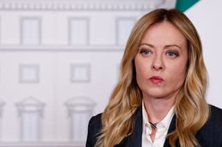 Image for Italy's Meloni pledges to amend disputed migrant repatriation bonus scheme