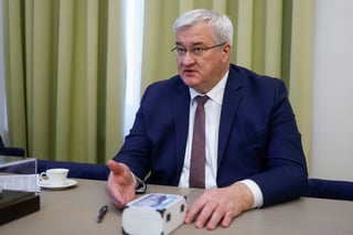 Image for Ukraine broaches 'stolen' Russian grain cargo on call with Israel