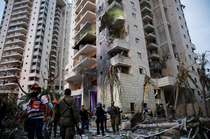 Image for Morning Bid: Markets in wait-and-see mode on Mideast