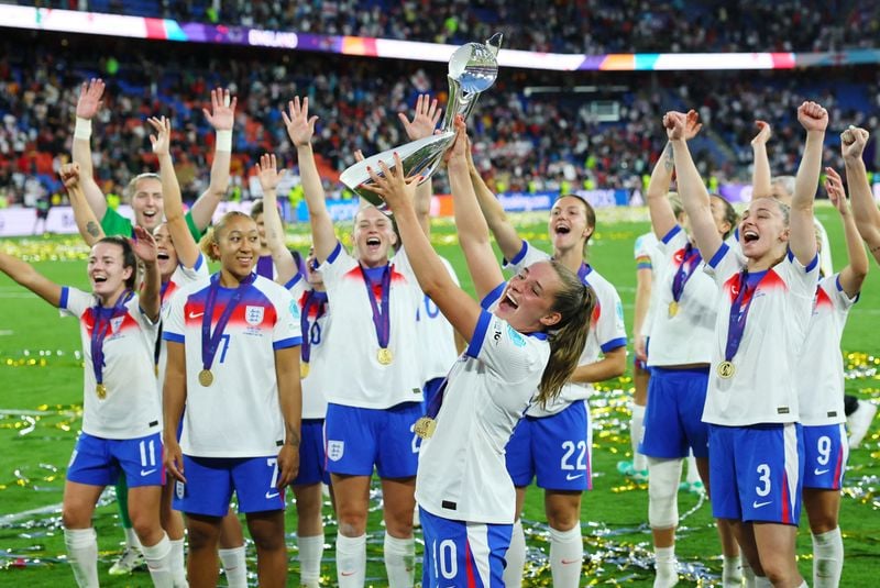 Image for Soccer-English grit beats Spanish skill to secure Euro glory