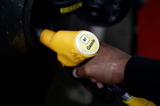 Image for French government's proposed cap on retail margins at gas stations faces stiff industry opposition