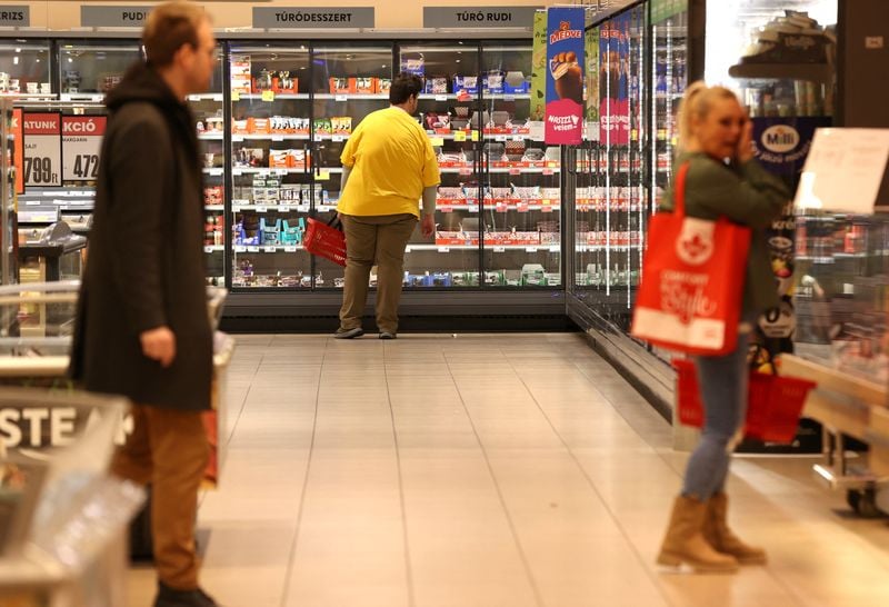 Image for Hungary's minimum wage to rise 11% in 2026 despite weak economy