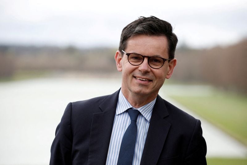 Image for France tasks Versailles director with overhauling Louvre after heist