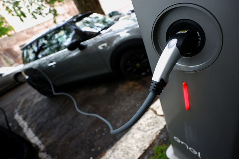 Image for Italy approves nearly $700 million in new subsidies for EVs