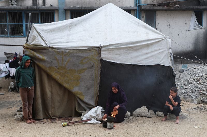 Image for UN aims to surge aid, medical supplies into Gaza once ceasefire starts
