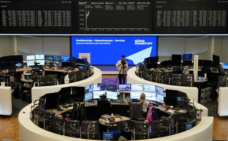Image for European shares close 10th week higher; focus remains on US tariffs