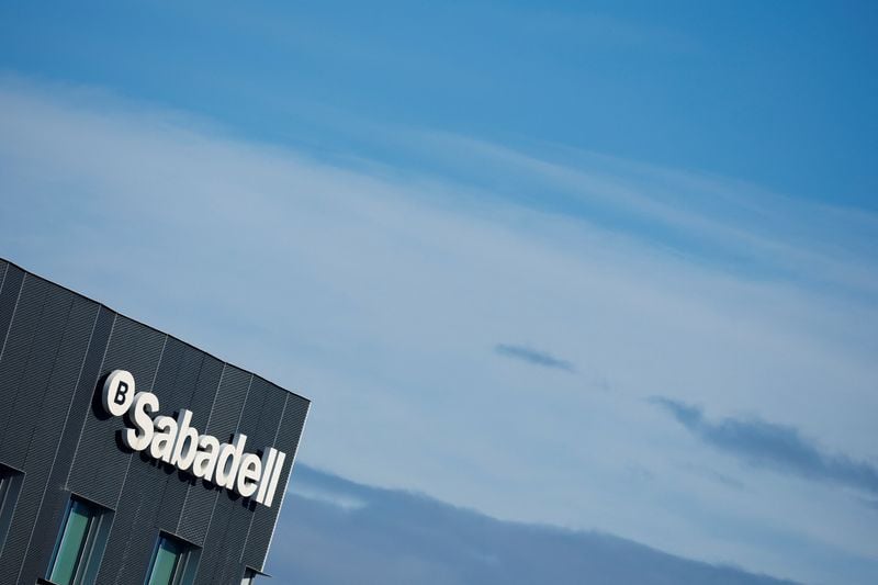 Image for Sabadell CEO expects BBVA to improve its offer for the bank