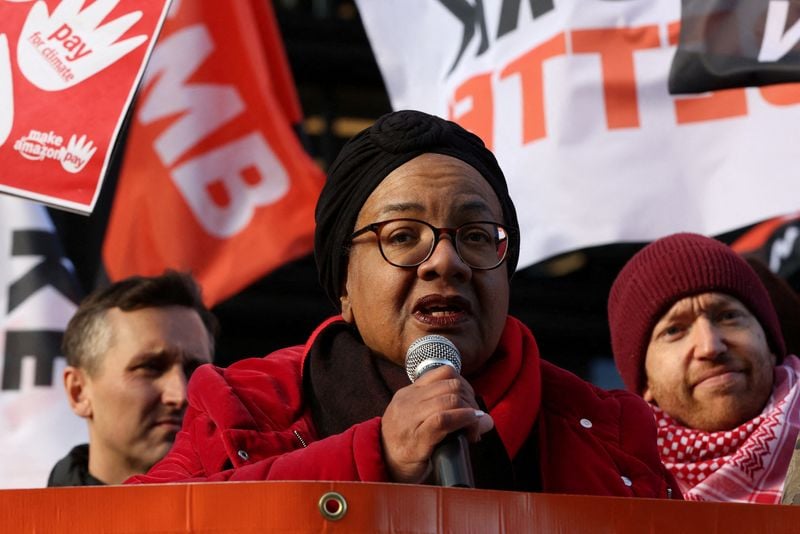 Image for UK's Labour suspends lawmaker Diane Abbott again over race remark