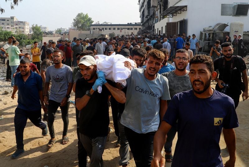 Image for Israeli forces step up Gaza City bombardment as Egypt hosts Hamas