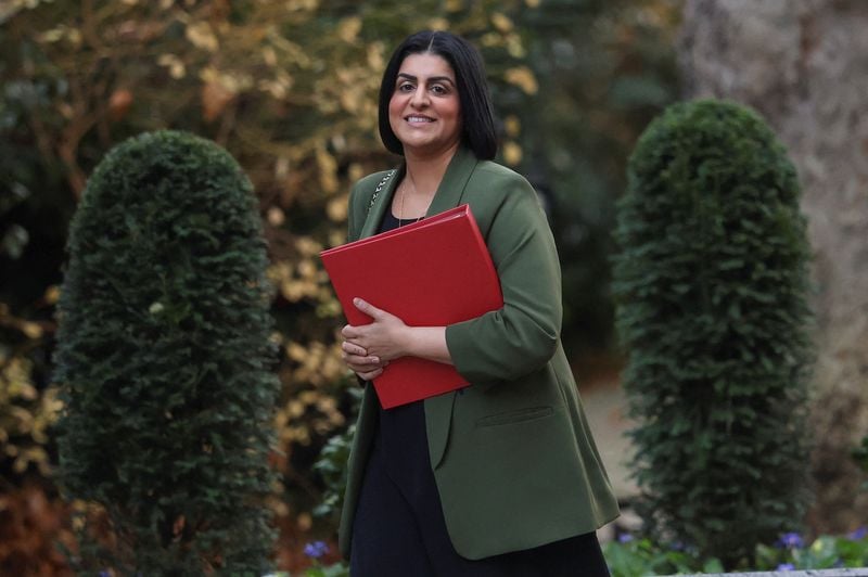 Image for Britain to strip law-breaking asylum seekers of state support