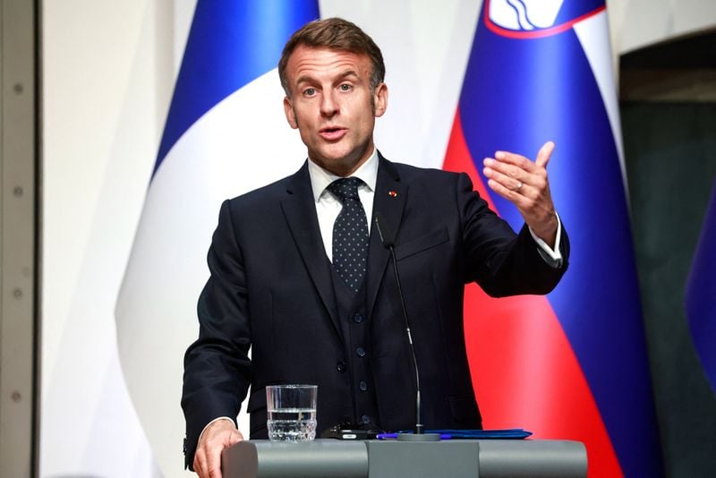 Image for France's Macron: referendum possible to settle pension reform debate