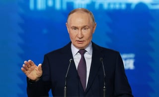 Image for Putin says Russia must take care not to squander its higher oil revenues