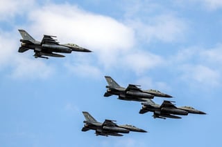 Image for Greece approves purchase of air defence system, upgrade of F-16 jets