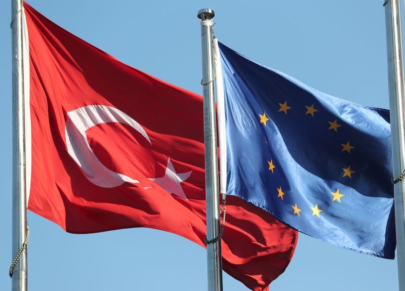 Europe, Turkey agree to work toward updating customs union