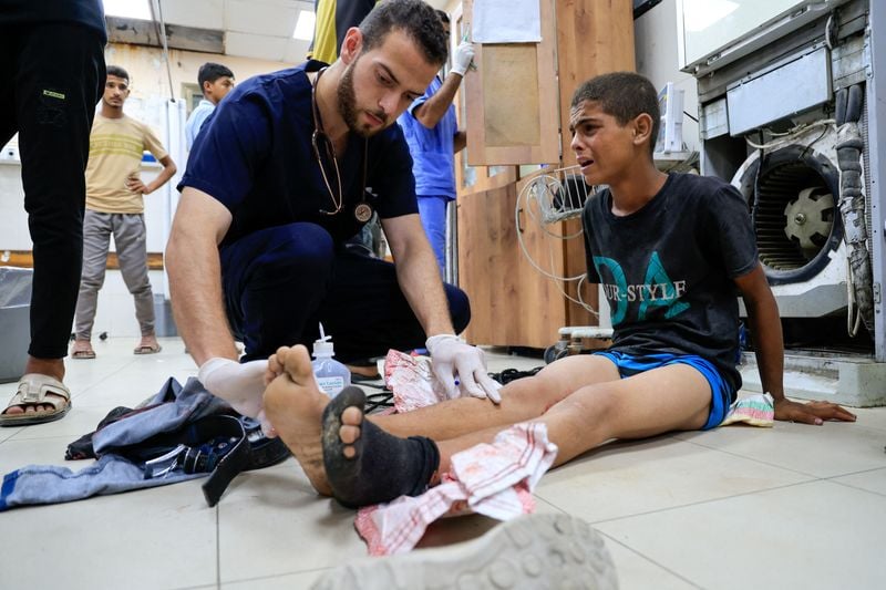 Image for WHO says Gaza's Nasser hospital 'one massive trauma ward'