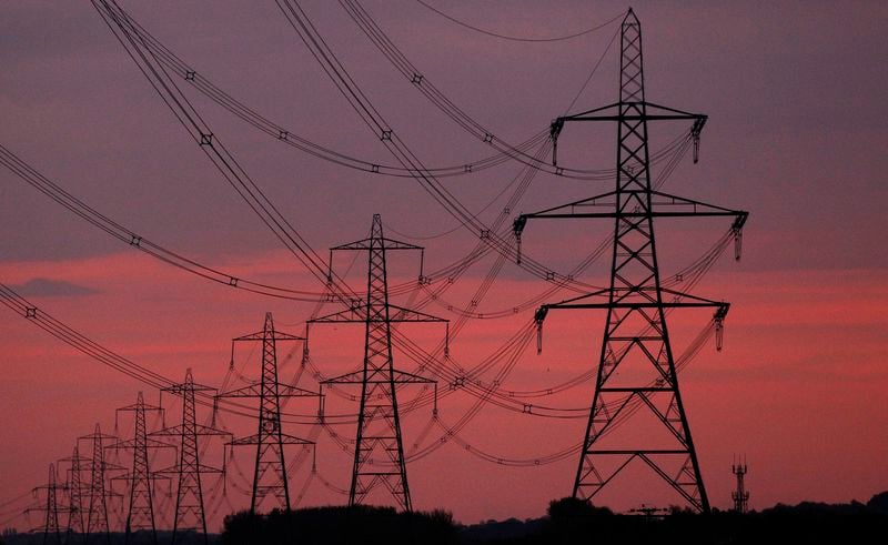 Image for Britain to overhaul energy regulator, give it power to ban bonuses