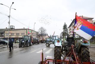 Image for Serbian farmers block roads to demand higher subsidies and import ban