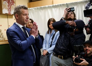 Image for Hungary's opposition Tisza party leads last Median poll done before Sunday election