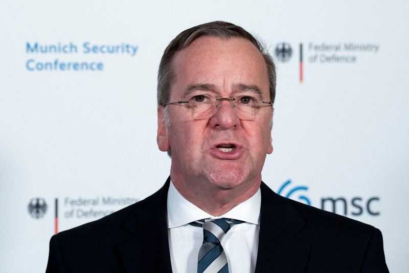 German defence minister calls for predictable U.S. partnership